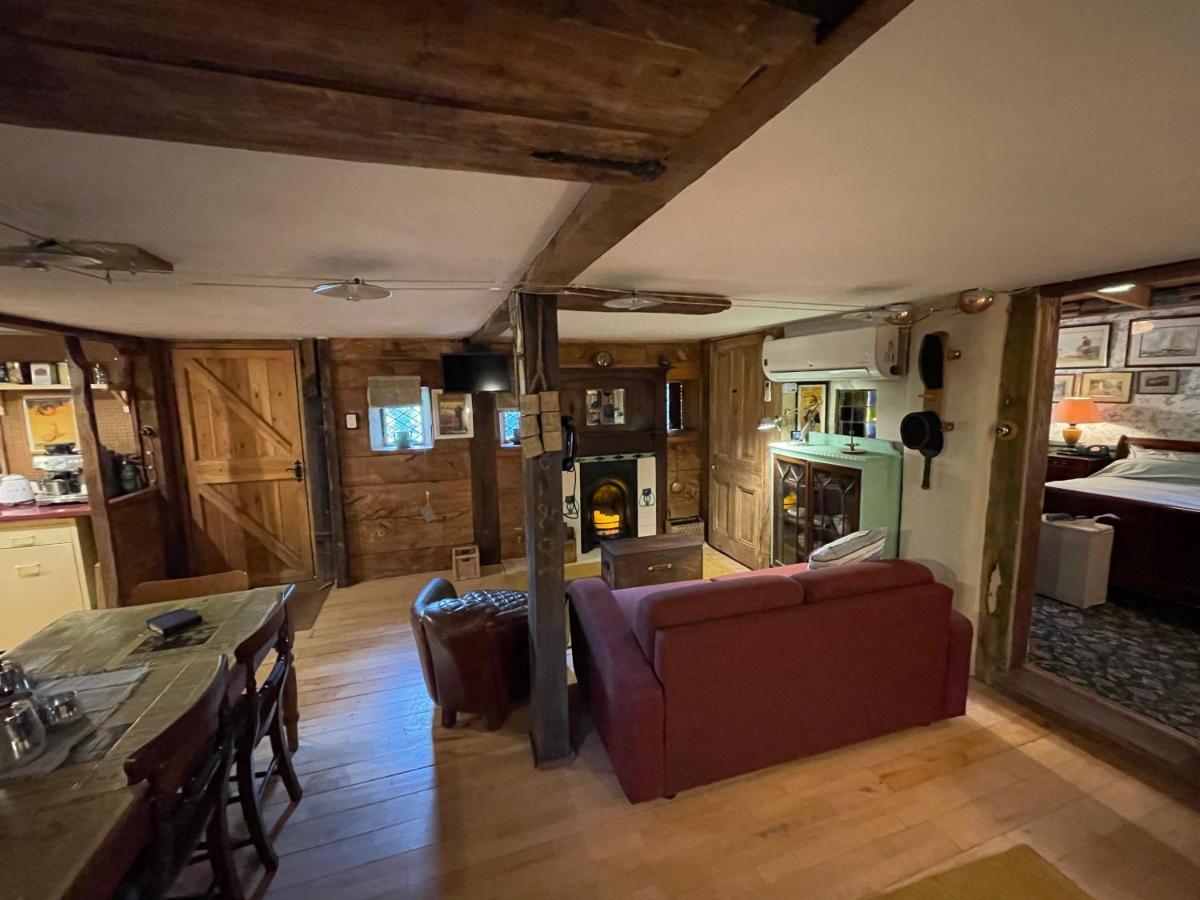 Remarkable Boultons Barn With Hot Tub Newton Abbot Exteriör bild