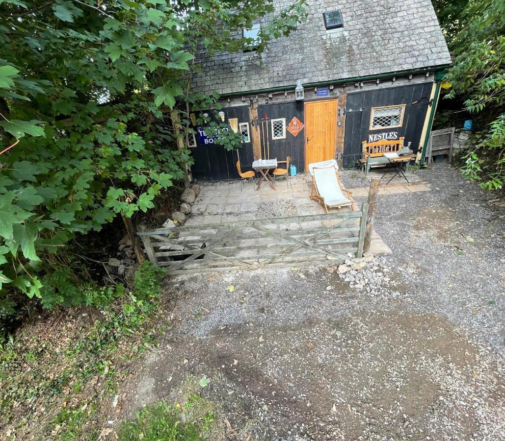 Remarkable Boultons Barn With Hot Tub Newton Abbot Exteriör bild
